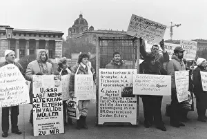 Bloc: Relatives of Eastern Bloc citizens demonstrate