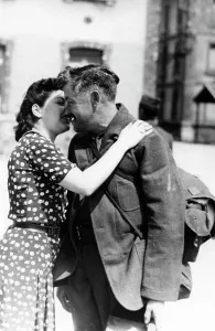 Chalon: Released French soldier, 1941