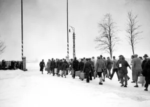 Amnesty: Released prisoners leave Dachau concentration camp, 1933