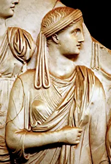 Vespasian: Detail of a relief, depicting the adventus (arrival)