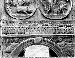 Divinities: Relief on the northern face