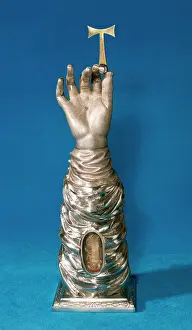 Sain: Reliquary arm of St. Tecla. 18th c. Silver. By Francesc Pint