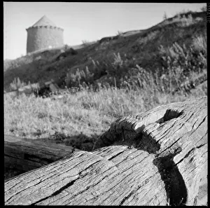 Deste: Remains of two windmills at Burton Dassett