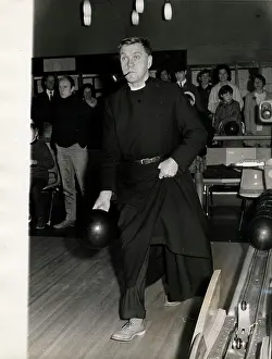 Lanes: Remembrance Survice at Bowling Centre