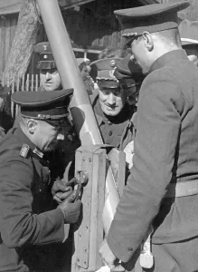 Barrier: Removal of a barrier at the German-Austrian border, 1938