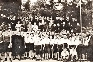 Sanatorium: Ren Bishi and His Soviet Friends