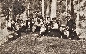 Bishi: Ren Bishi and Soviet Teenagers