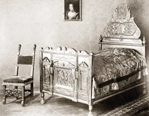 Furnishings: Renaissance bed from Linz