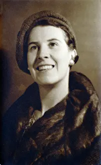 Ros Fraser Collection: Rene Fraser in 1930