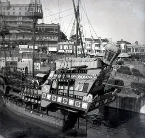 Galley: Replica Tudor Galley - moored on a British seafront