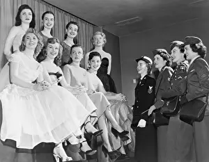 Wacs: Representatives of the armed forces picking Miss