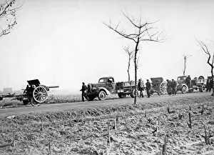 Habits: Republican artillery at the border crossing