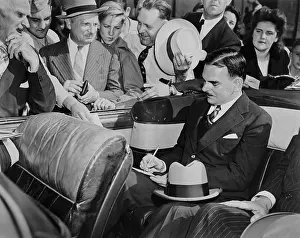 Partisanship: Republican Presidential candidate Thomas Dewey