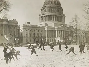 Lcgr2016: A Republican vs. Democratic snow ball battle at