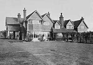 Conan: The residence of Arthur Conan Doyle, 1911
