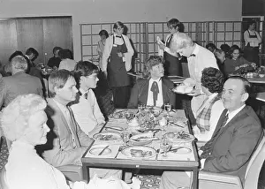 Tacky: RESTAURANT SCENE 1980S