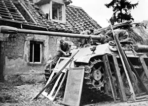 Vosges: In a resting position in the Vosges the crew of a