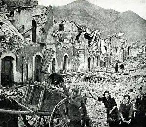 Salvage: Retreating Germans destroy an Italian town, WW2