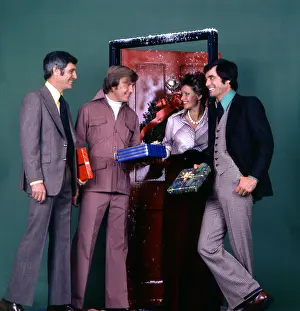 Funky: Retro 1970s Christmas gathering