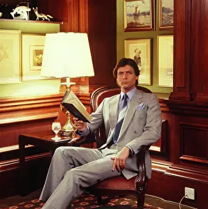 Sk-images: Retro businessman in panelled room