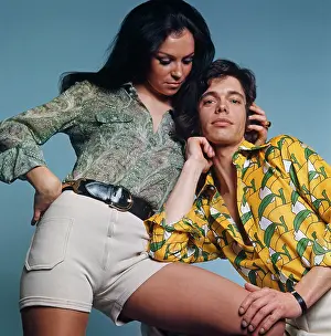 Flimsy: Retro couple in patterned shirts