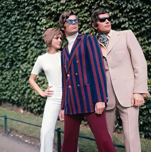 Blazers: Retro fashion models