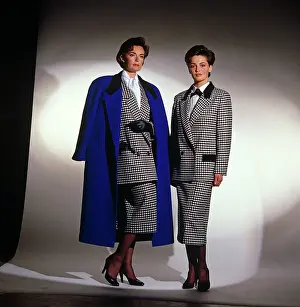 Sk-images: Retro female models 1980's