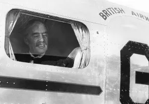 Brits: Return of Chamberlain from Munich, 1938