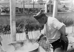 Annexed: Return of French refugees, 1940