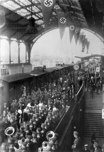 Annexed: Return of French refugees, 1940