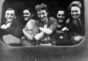 Annexed: Return of French refugees, 1940