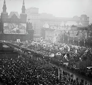 64th: Revolution Day Demonstration in Moscow