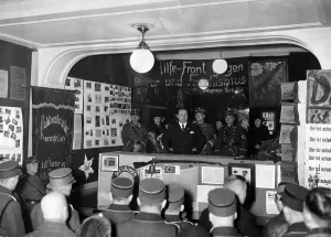 Strasse: The Revolutionsmuseum in Berlin, 1935