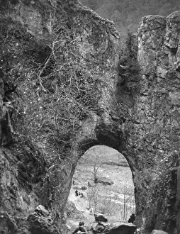 Dovedale: REYNARD'S CAVE