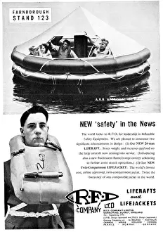 Liferaft: RFD 26 Man Liferaft
