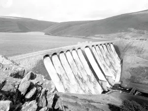 Rhayader: Rhayader, Claerwen Dam c1960