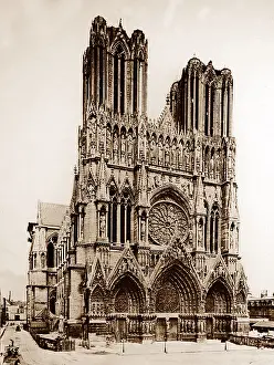 Rheims: Rheims cathedral after WW1