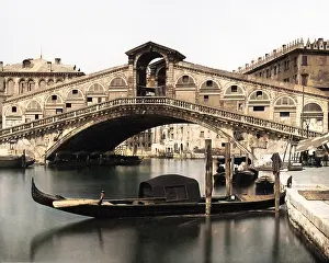 Rialto: Rialto Bridge, Venice, Italy