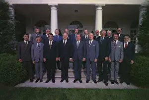 Weinberger: Richard Nixon posing with his Cabinet. Pictured ?