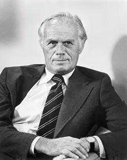 Rollercoaster: Richard Widmark - Actor - Celebrity - Entertainment