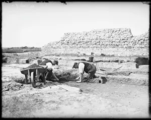 Richborough: RICHBOROUGH EXCAVATIONS