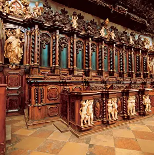 Ambrosius: Richly graven choir stalls