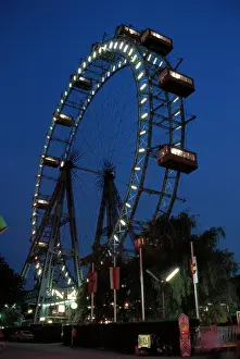 Landova: Riesenrad at night