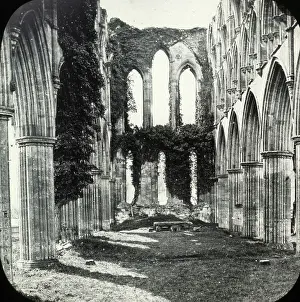Helmsley: Rievaulx Abbey