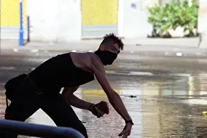 Rioter: Rioter Throws Stones