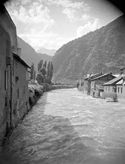 Savoie: The river Arly, flowing through Albertville