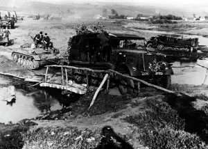 Panzer: River crossing over a makeshift bridge, 1942