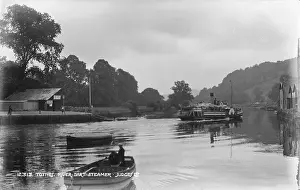 Riverside: River Dart Steamer in Totnes