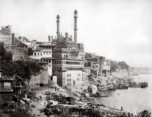 Ganges: River Ganges, Varanasi Benares Alamgir mosque
