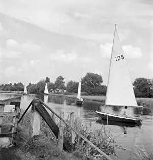 Herfordshire: River Lea, Broxbourne